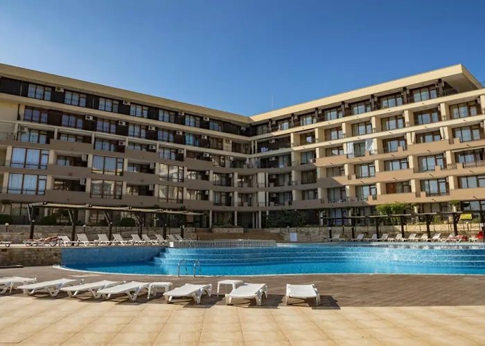 Luxor Zaks Свети Влас